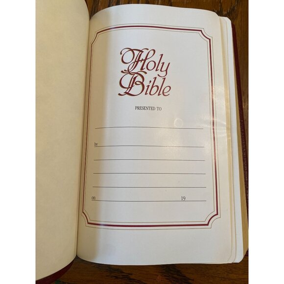 Vintage New King James Bible Broadman & Holman Red Leather Cover Red Letter Edit - Picture 6 of 11